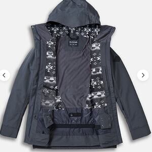 NWOT Dakine Willow Insulated Vented Hooded Snowboard Jacket Shadow Grey Wmns S